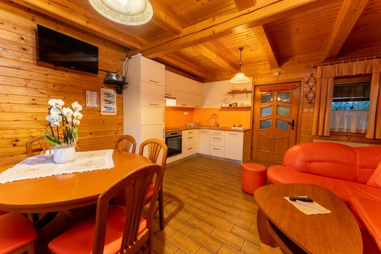 Korosec Apartments And Wellness Centre Мозирье Экстерьер фото
