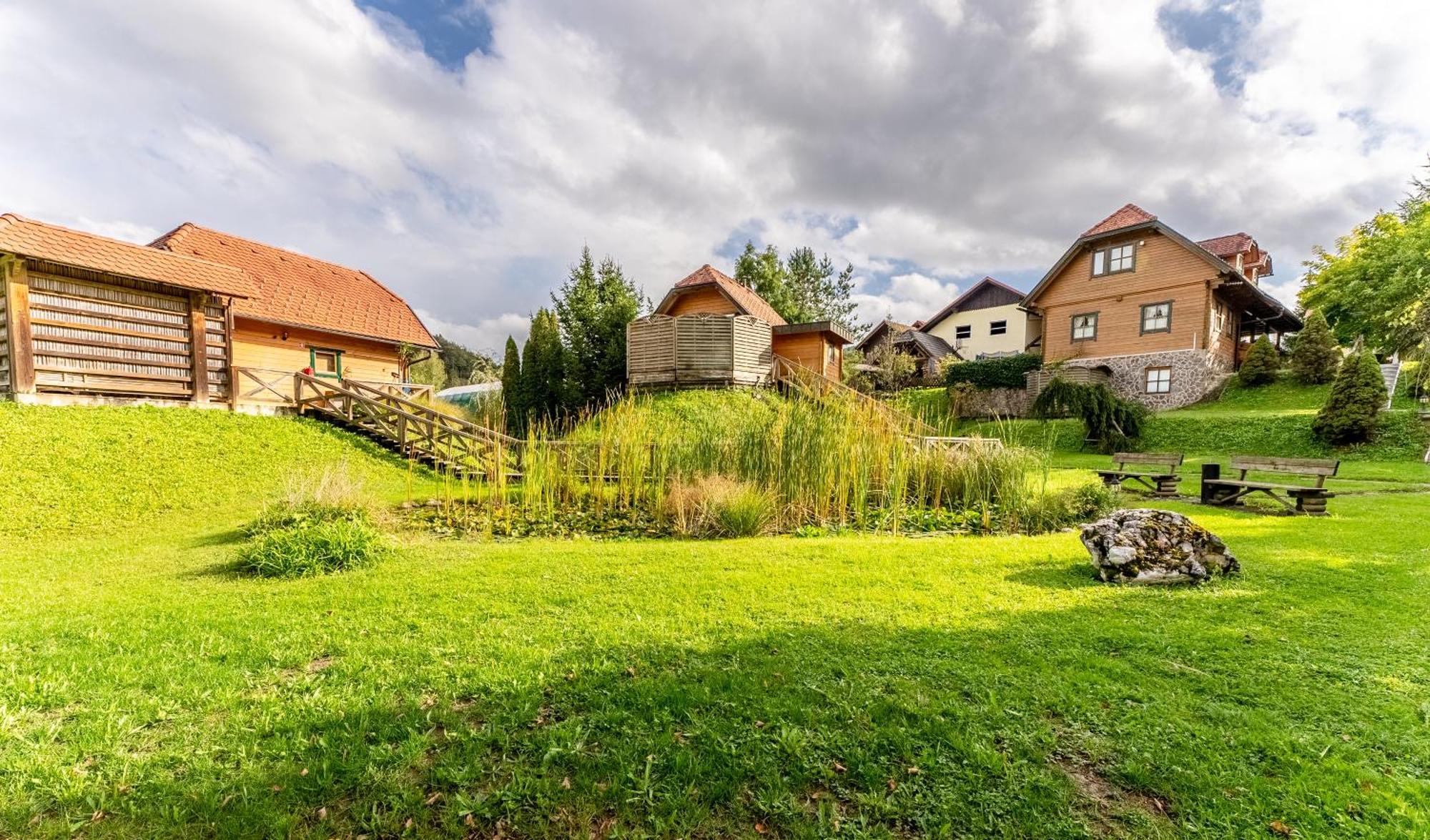 Korosec Apartments And Wellness Centre Мозирье Экстерьер фото