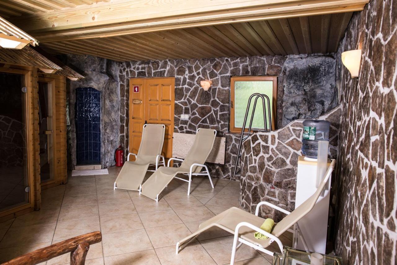 Korosec Apartments And Wellness Centre Мозирье Экстерьер фото